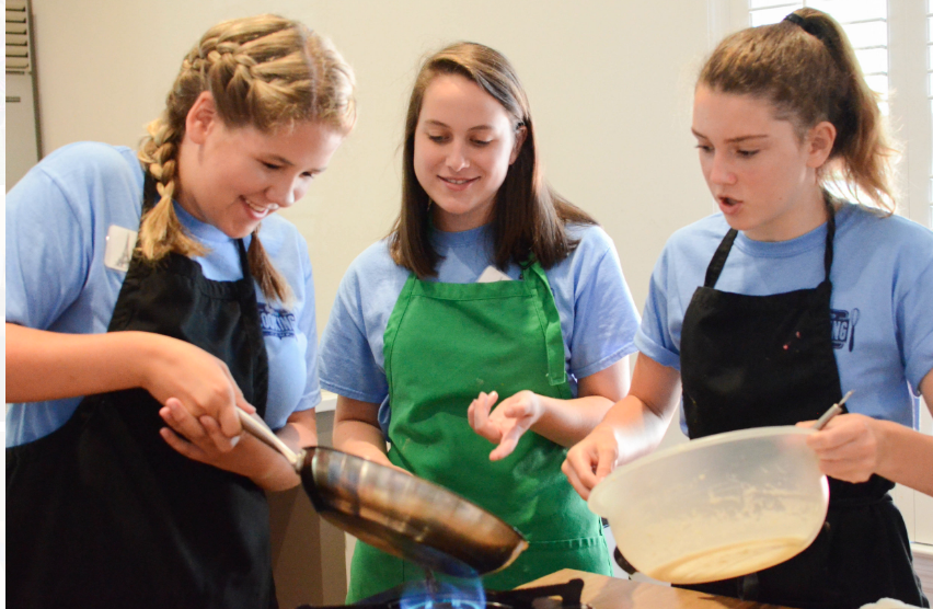  Advanced Campers make crepes 